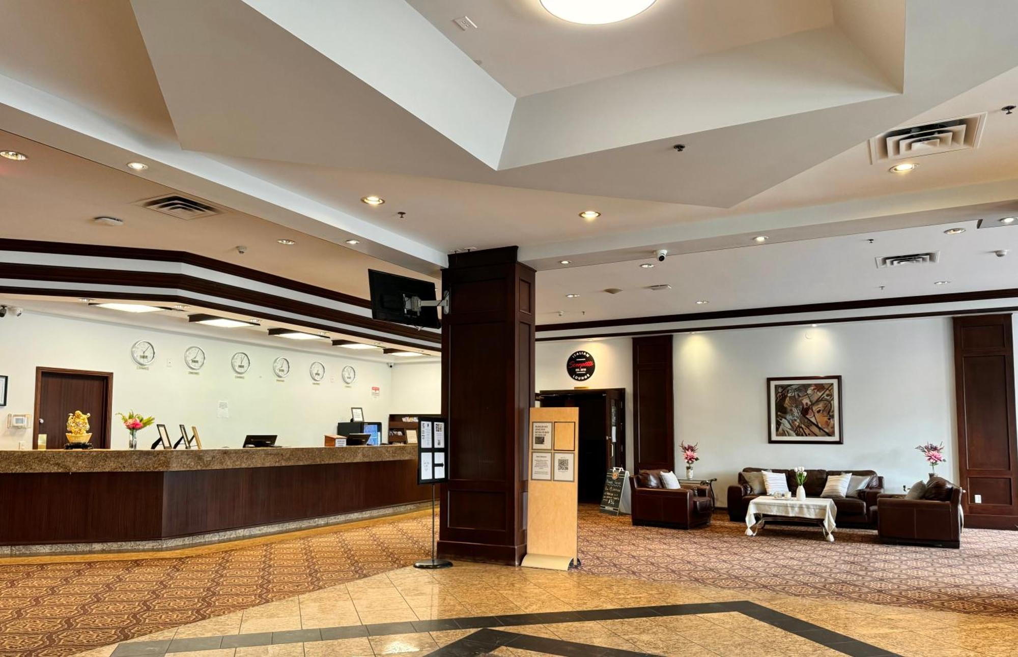 Divya Sutra Plaza And Conference Centre Calgary Airport Hotel Ngoại thất bức ảnh