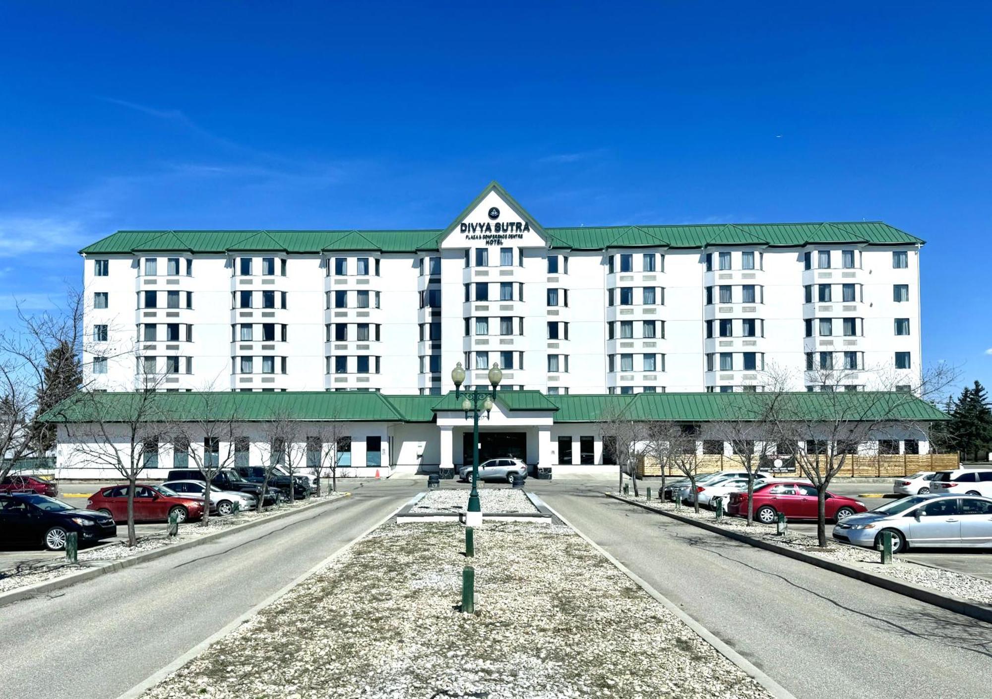 Divya Sutra Plaza And Conference Centre Calgary Airport Hotel Ngoại thất bức ảnh